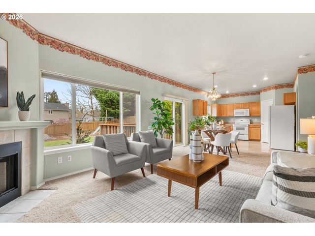 19221 WINDMILL Dr, Oregon City, OR 97045