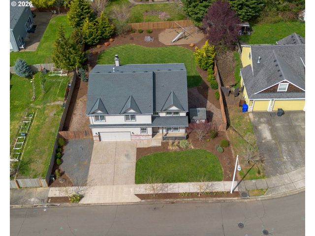 19221 WINDMILL Dr, Oregon City, OR 97045