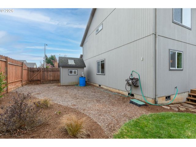 19221 WINDMILL Dr, Oregon City, OR 97045