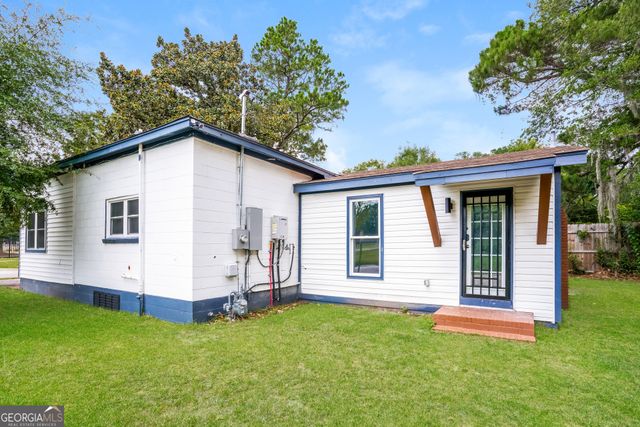 5213 Dillon Avenue, Savannah, GA 31405