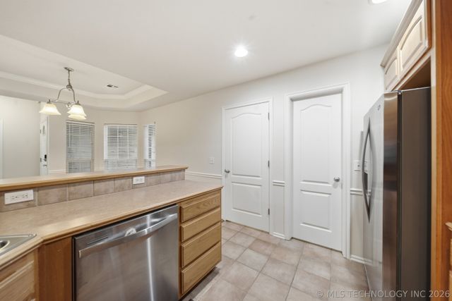 9820 E 97th Place North, Owasso, OK 74055