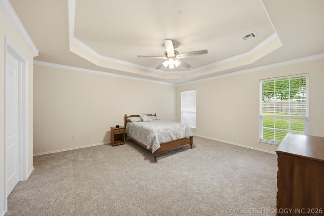 9820 E 97th Place North, Owasso, OK 74055