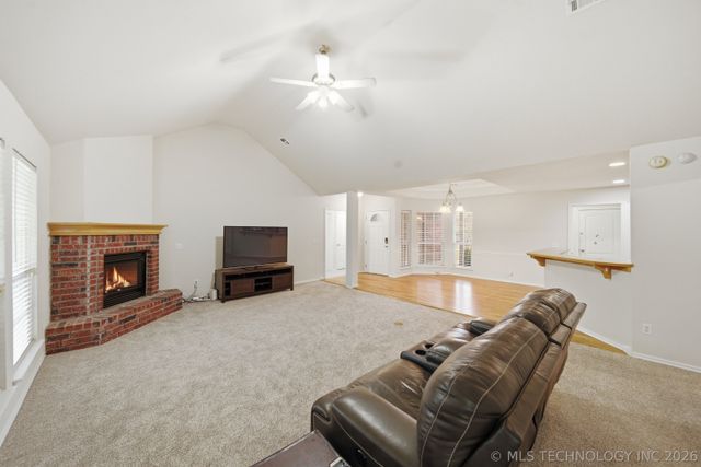 9820 E 97th Place North, Owasso, OK 74055