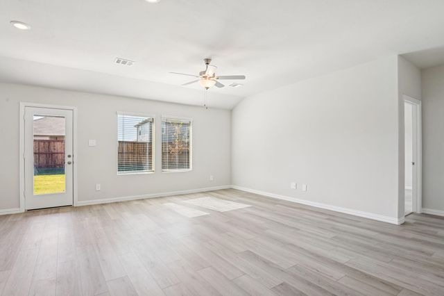 404 Castle Road, Sherman, TX 75092