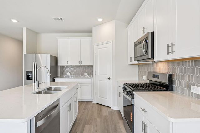 404 Castle Road, Sherman, TX 75092
