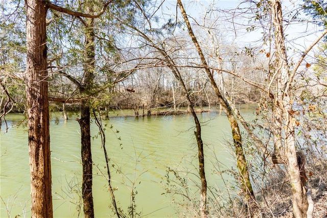 2408 Chatsworth Highway 225 NE, Calhoun, GA 30701