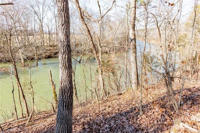2408 Chatsworth Highway 225 NE, Calhoun, GA 30701