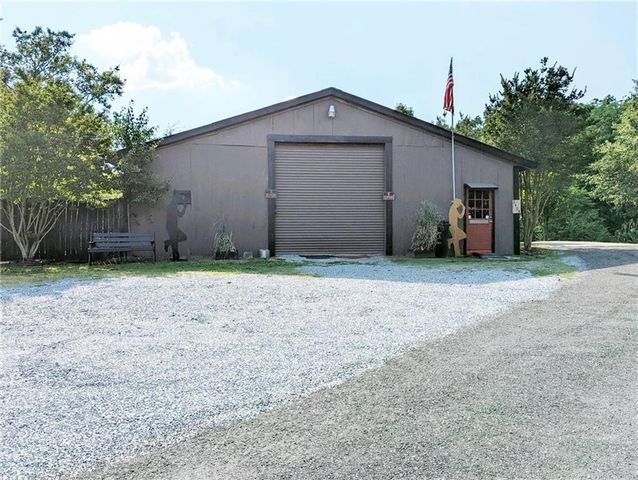 2408 Chatsworth Highway 225 NE, Calhoun, GA 30701