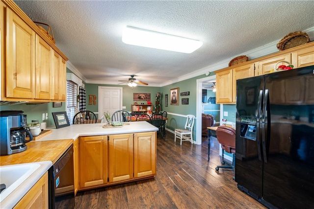 2408 Chatsworth Highway 225 NE, Calhoun, GA 30701