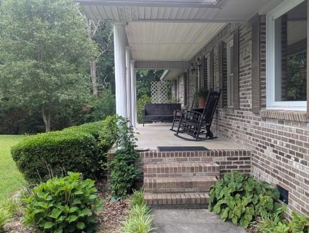 2408 Chatsworth Highway 225 NE, Calhoun, GA 30701