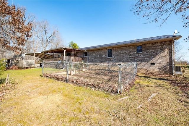 2408 Chatsworth Highway 225 NE, Calhoun, GA 30701