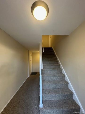 156 Parkside Drive 156, Suffern, NY 10901
