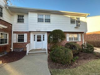 156 Parkside Drive 156, Suffern, NY 10901