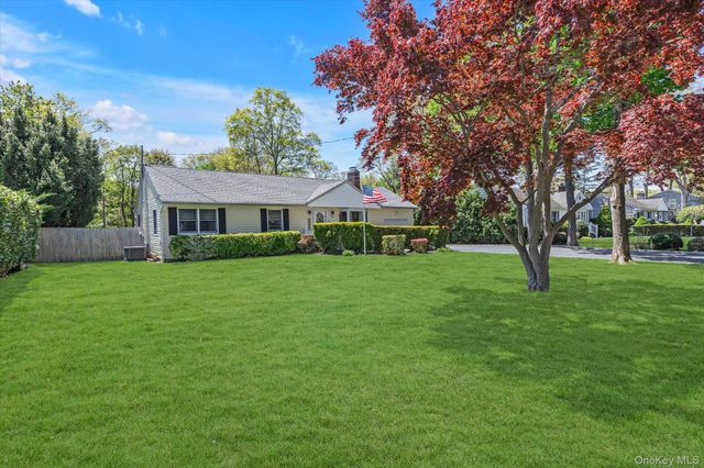 88 Colonial Street, East Northport, NY 11731