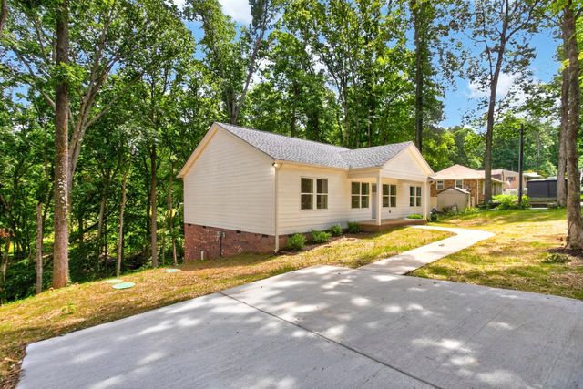226 Hillcrest Dr, Ashland City, TN 37015
