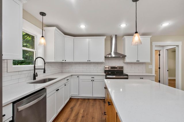 226 Hillcrest Dr, Ashland City, TN 37015