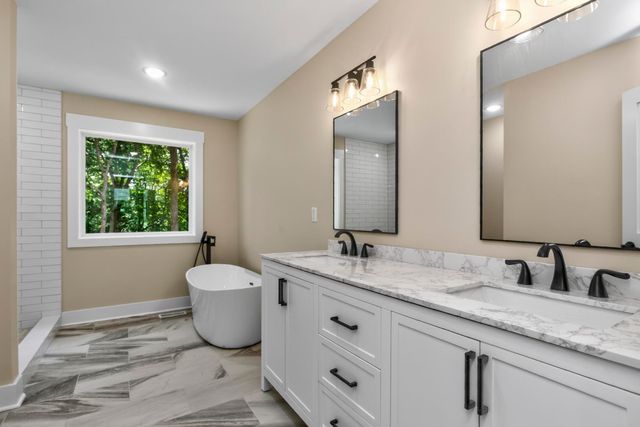 226 Hillcrest Dr, Ashland City, TN 37015