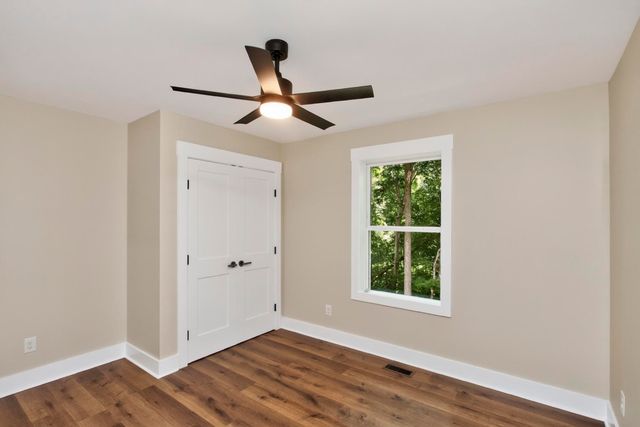 226 Hillcrest Dr, Ashland City, TN 37015