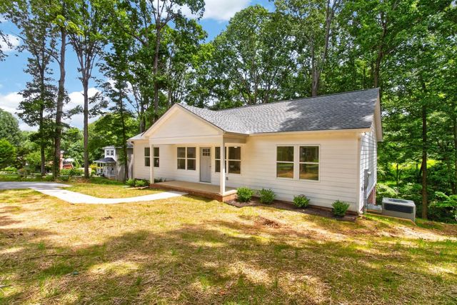 226 Hillcrest Dr, Ashland City, TN 37015