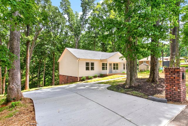 226 Hillcrest Dr, Ashland City, TN 37015