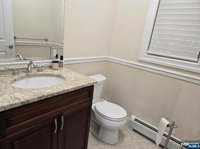 227B 5th B, Palisades Park, NJ 07650