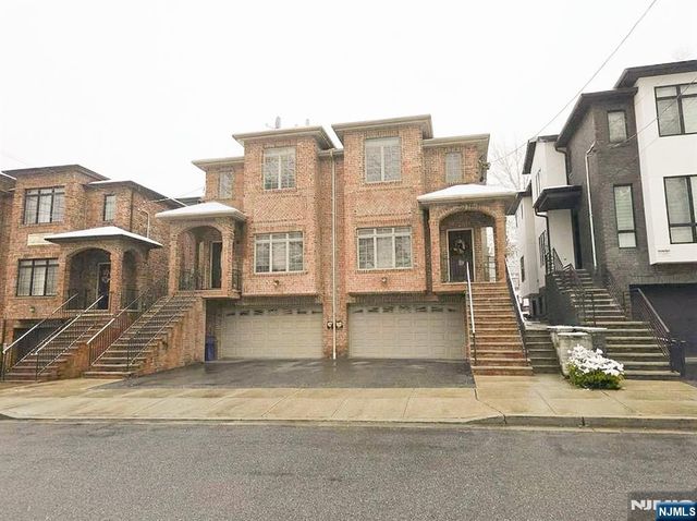 227B 5th B, Palisades Park, NJ 07650