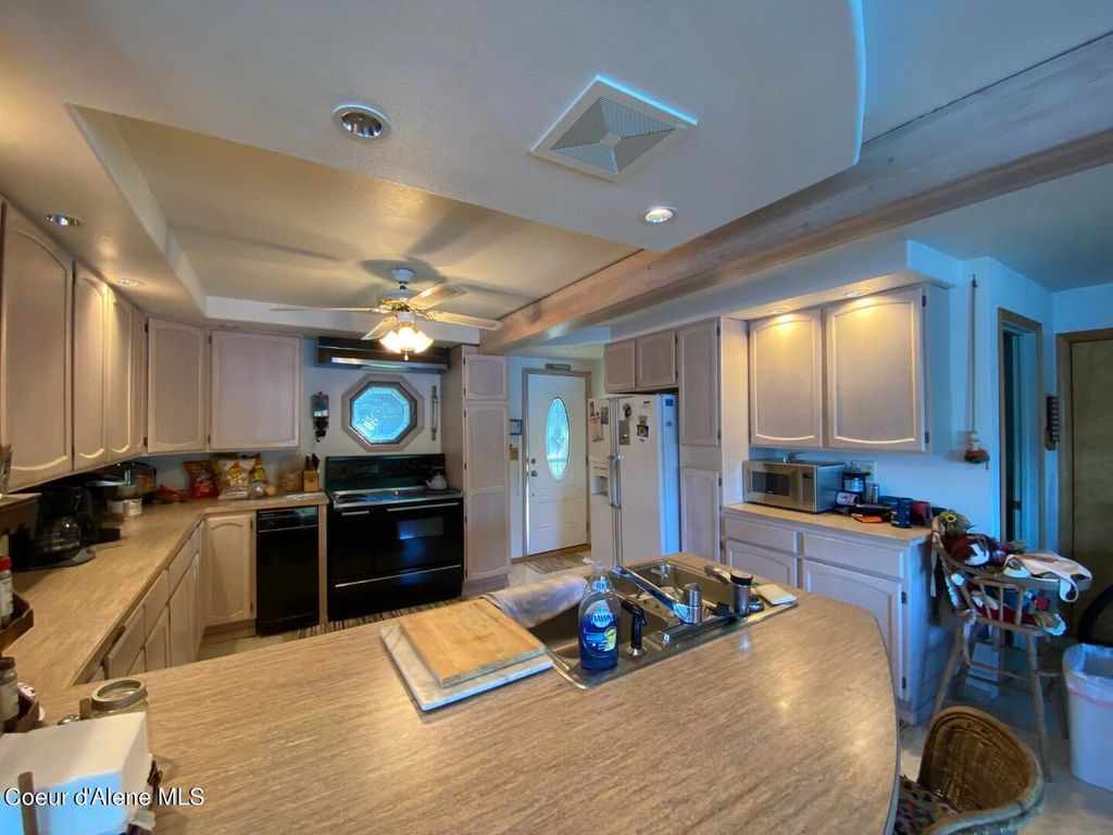 250 E Bottle Bay Rd, Sagle, ID 83860 photo 14