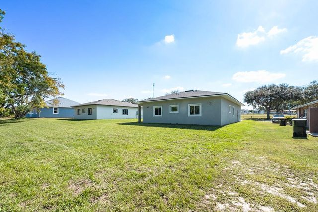 820 E DESOTO STREET, Clermont, FL 34711