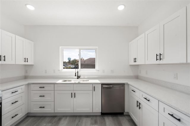 820 E DESOTO STREET, Clermont, FL 34711