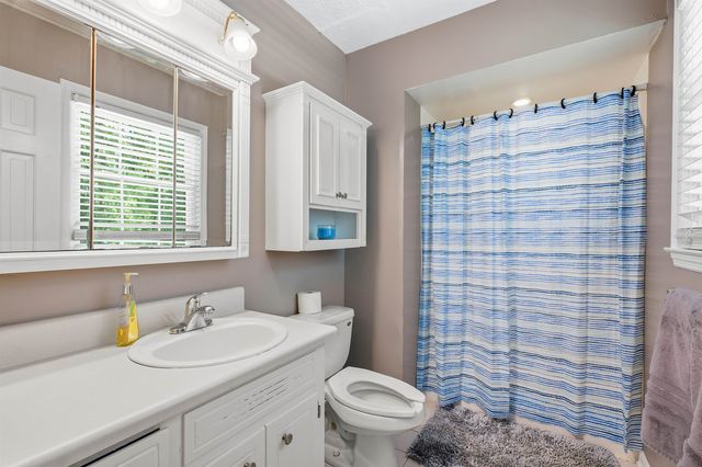 329 Peach Valley Drive, Spartanburg, SC 29303