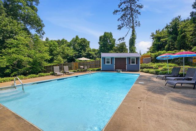 329 Peach Valley Drive, Spartanburg, SC 29303