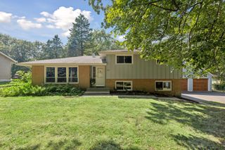 3535 Rustic Place, Shoreview, MN 55126