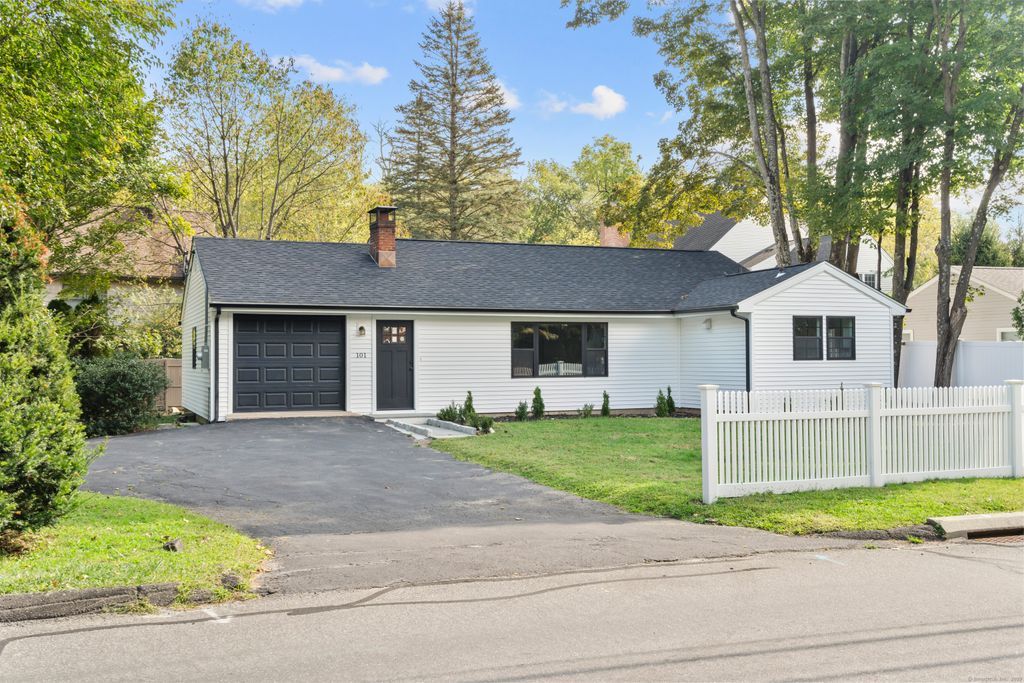 101 Parade Hill Road, New Canaan, CT 06840