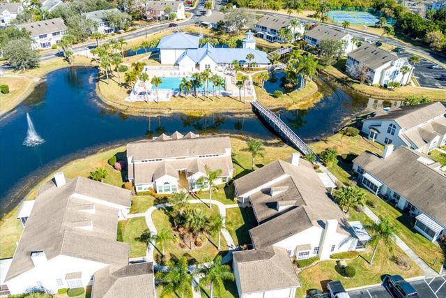 1827 Aynsley Way 5, Vero Beach, FL 32966