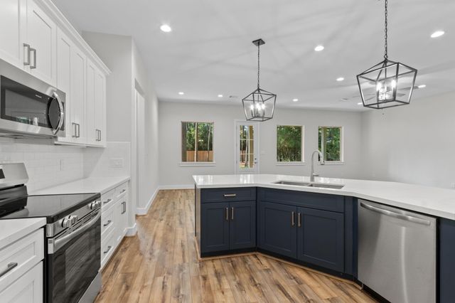 22403 Meadowsweet Drive, Magnolia, TX 77355