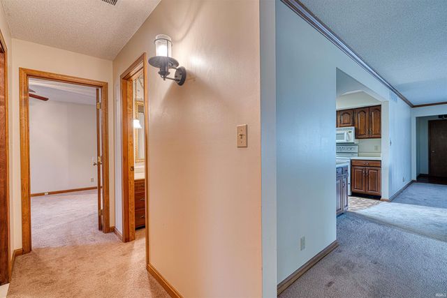 3802 Maxwell Court, Evansville, IN 47715