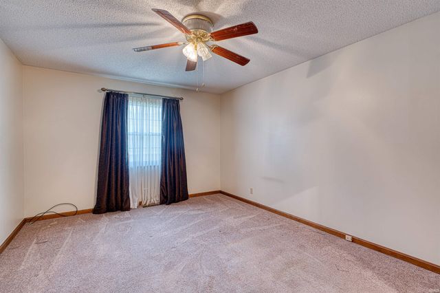 3802 Maxwell Court, Evansville, IN 47715