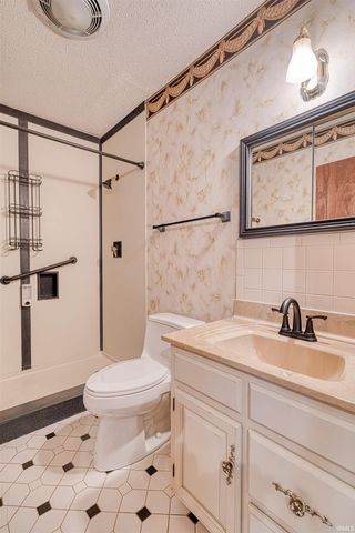 3802 Maxwell Court, Evansville, IN 47715