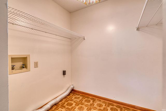 3802 Maxwell Court, Evansville, IN 47715
