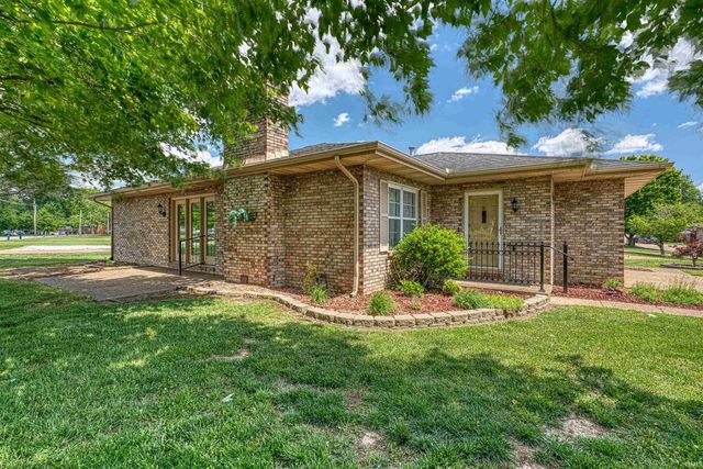 3802 Maxwell Court, Evansville, IN 47715