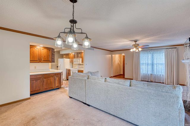 3802 Maxwell Court, Evansville, IN 47715