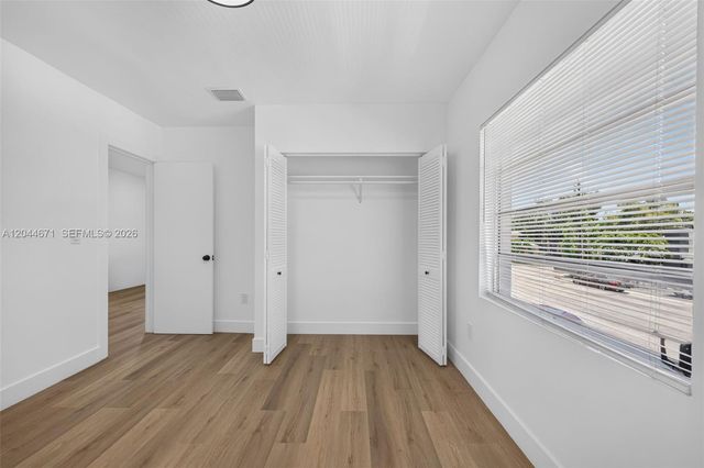 1900 SW 6th St 6th Street 6, Miami, FL 33135