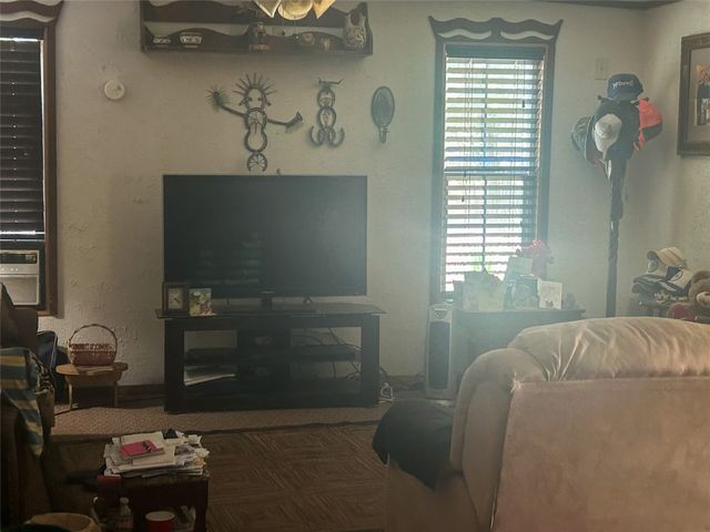 2480 County Road 44550, Paris, TX 75462