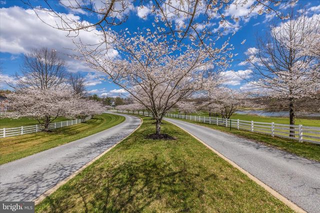 3410 TUCKAWAY DR, Mount Airy, MD 21771