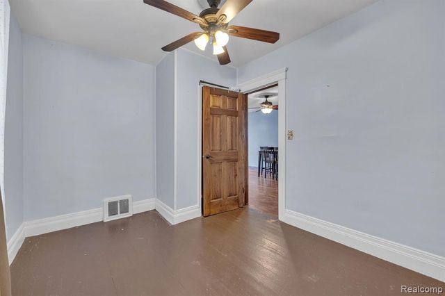 2176 Trowbridge Street, Hamtramck, MI 48212
