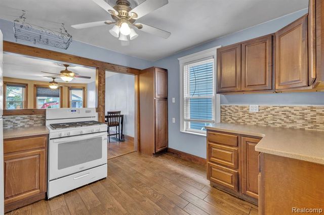 2176 Trowbridge Street, Hamtramck, MI 48212