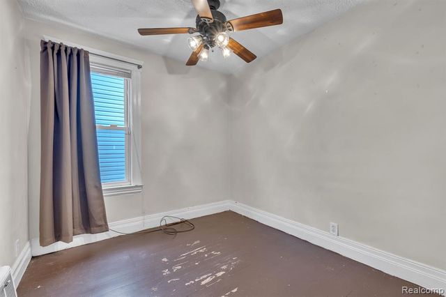 2176 Trowbridge Street, Hamtramck, MI 48212