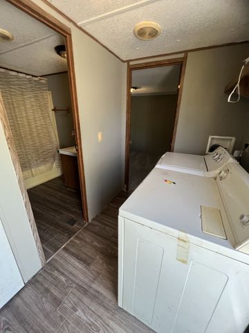 23 Preston Ln, Elmwood, TN 38560