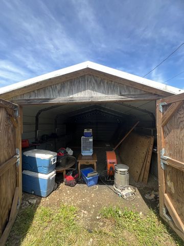 23 Preston Ln, Elmwood, TN 38560