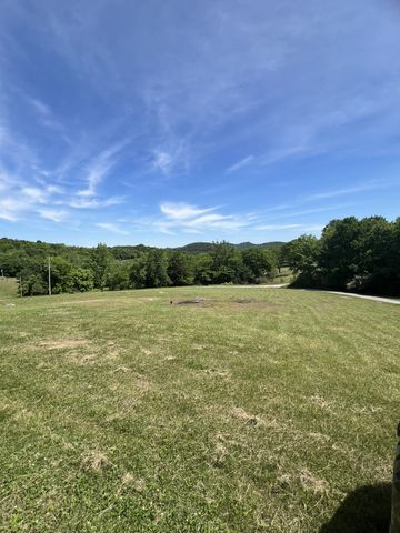 23 Preston Ln, Elmwood, TN 38560